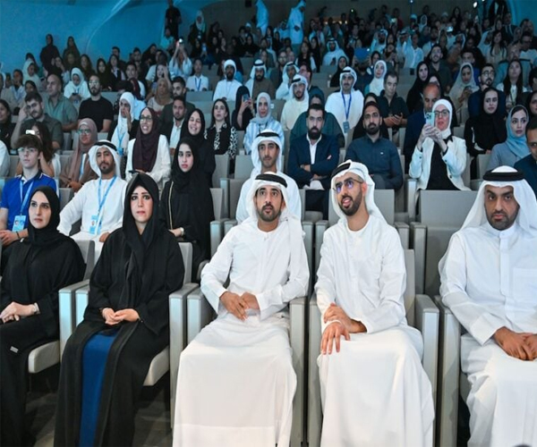 You are currently viewing Sheikh Hamdan Announces AI Initiative: 1 Million Engineers to be Trained